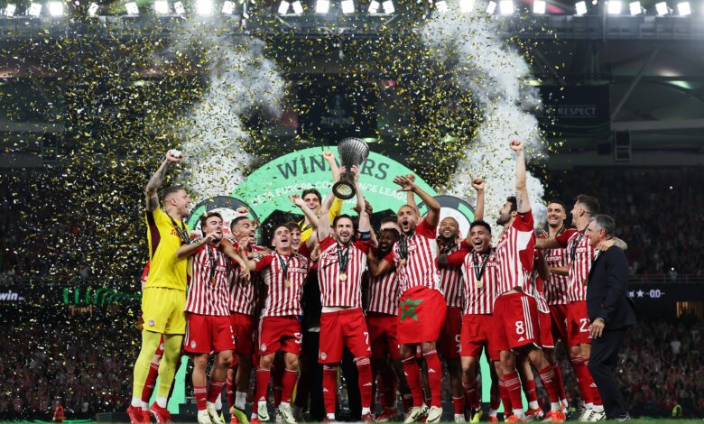 Olympiakos remporte la Ligue Europa Conference