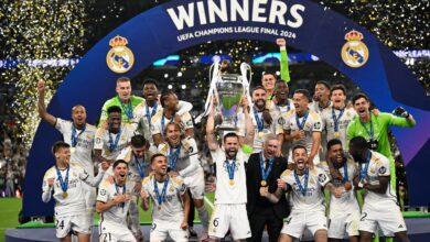 Carvajal et Vinicius célébrant la victoire en Ligue des Champions