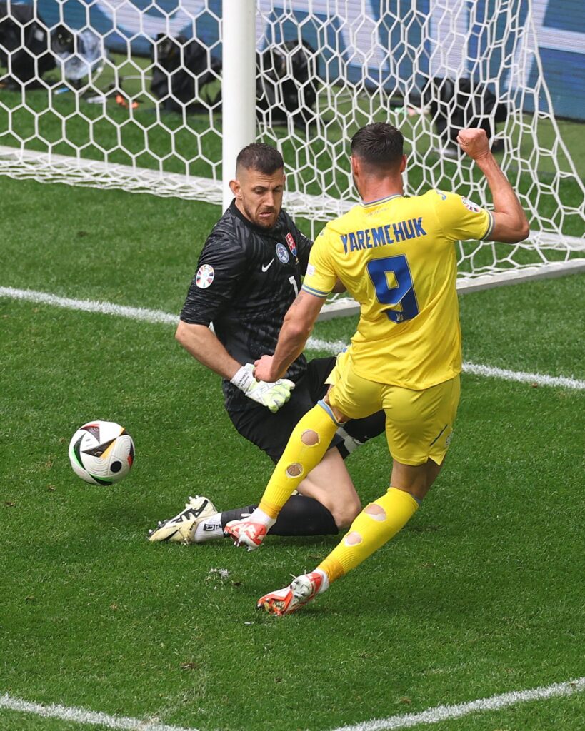 Euro 2024 Ukraine vs Slovaquie match