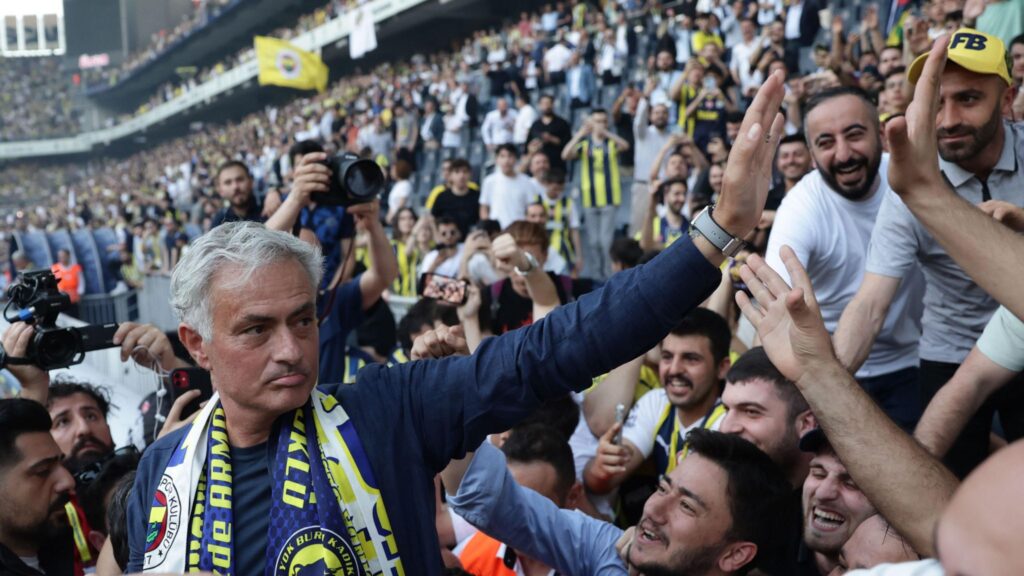 jose mourinho fenerbahce presentation