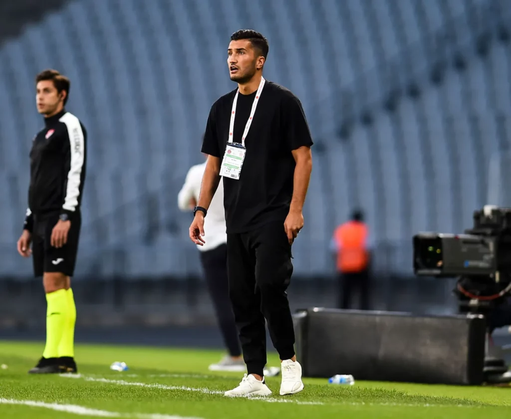 Nuri Şahin, Nouveau Coach de Dortmund