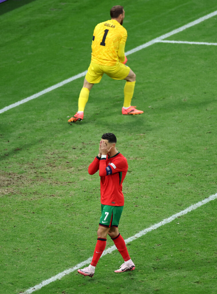 Le Portugal célèbre sa victoire contre la Slovénie