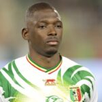 Hamari Traoré pendant un match de football