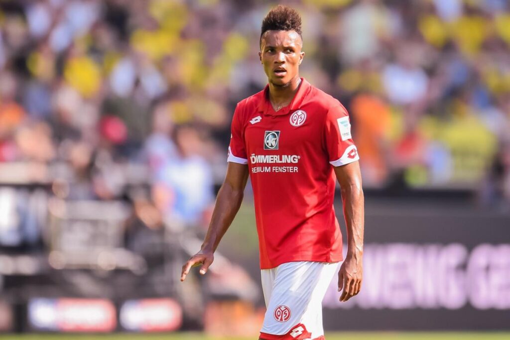 Jean-Philippe Gbamin en action pour l'USL Dunkerque