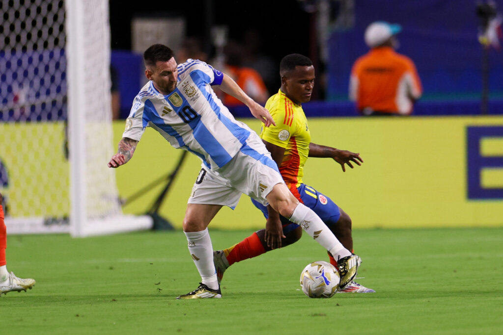 Lionel Messi et l'équipe d'Argentine à la finale de la Copa América 2024.