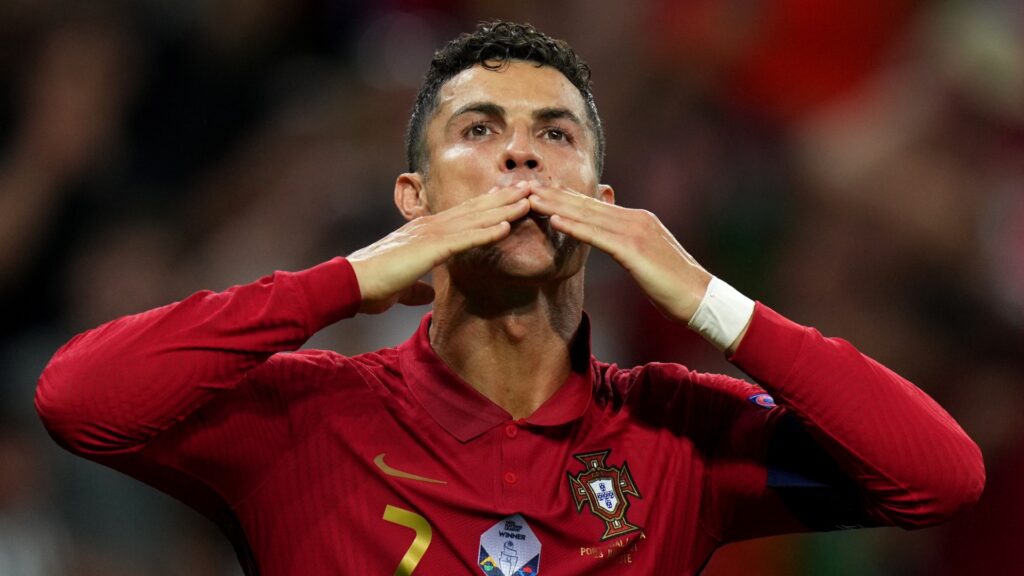 Cristiano Ronaldo continue avec l'équipe du Portugal à 39 ans