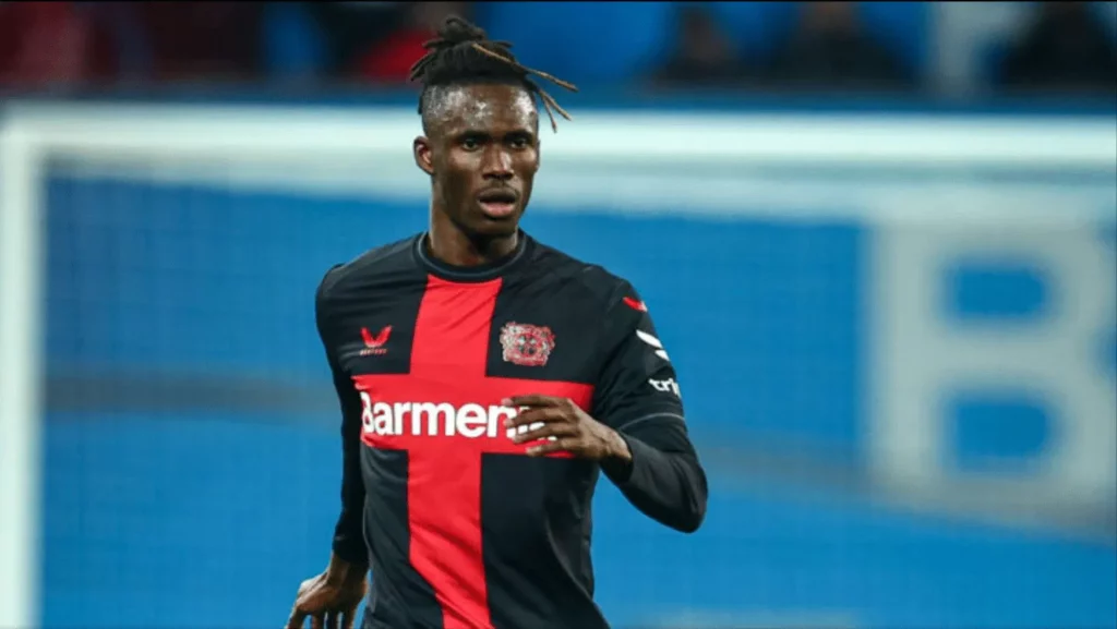 Odilon Kossounou, défenseur central de Bayer Leverkusen