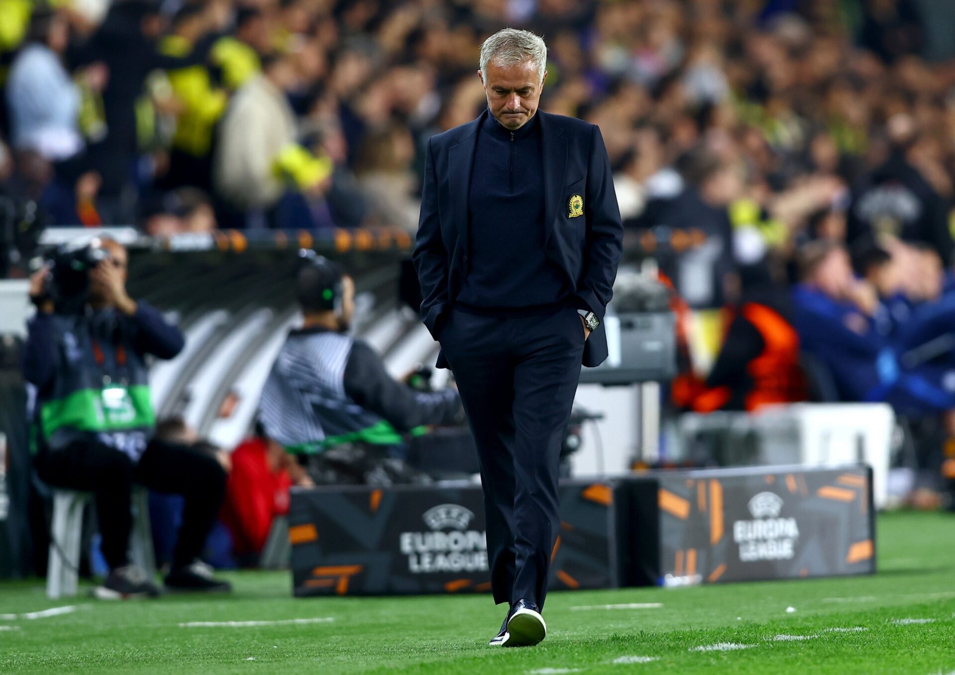 José Mourinho, limogé par Fenerbahçe après l’échec en Ligue des champions
