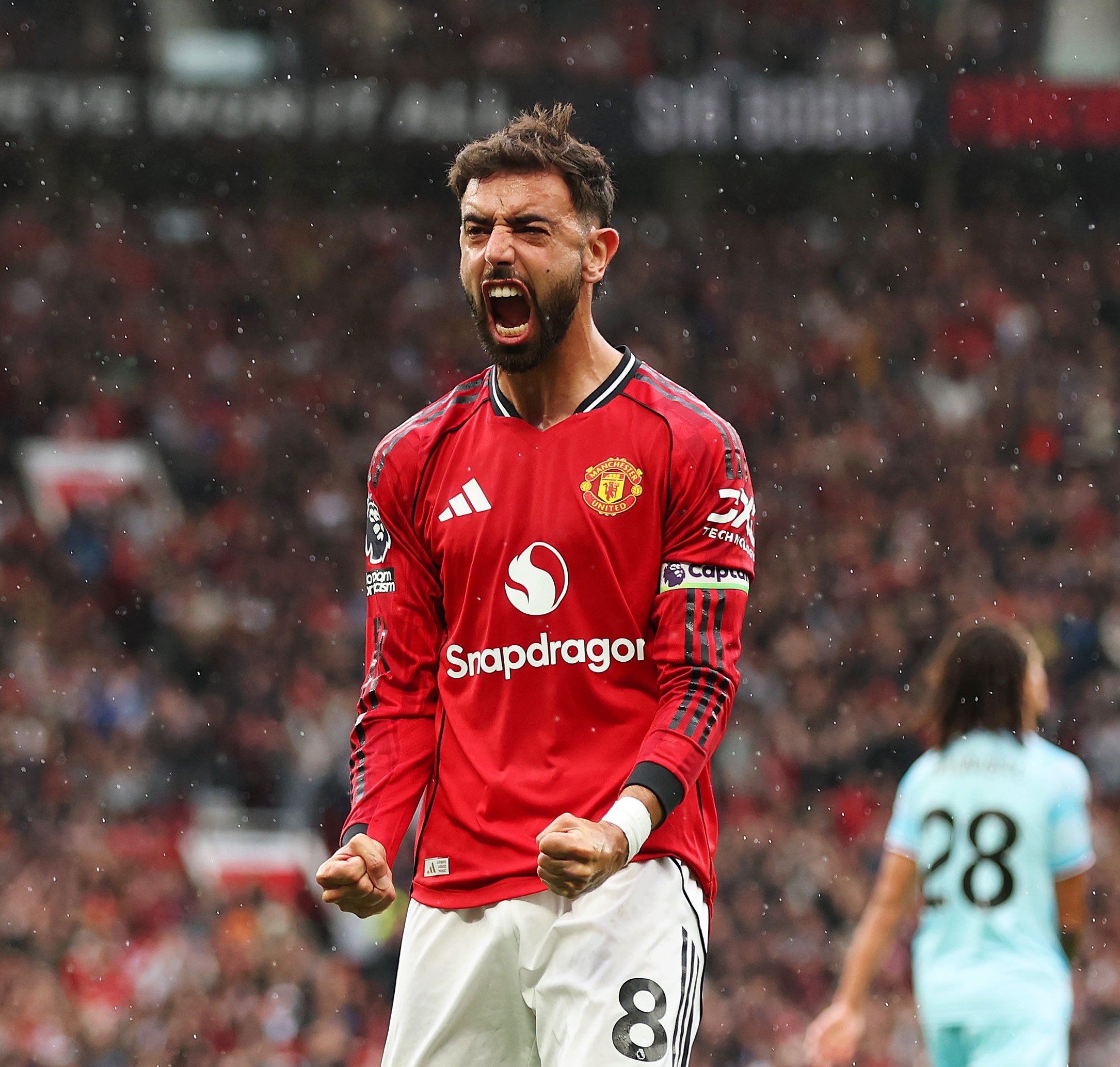 Bruno Fernandes marque le penalty décisif face à Burnley à la 90+7e