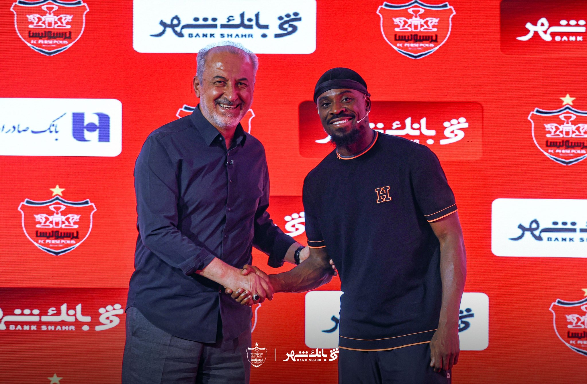 Serge Aurier dément la rumeur de maladie