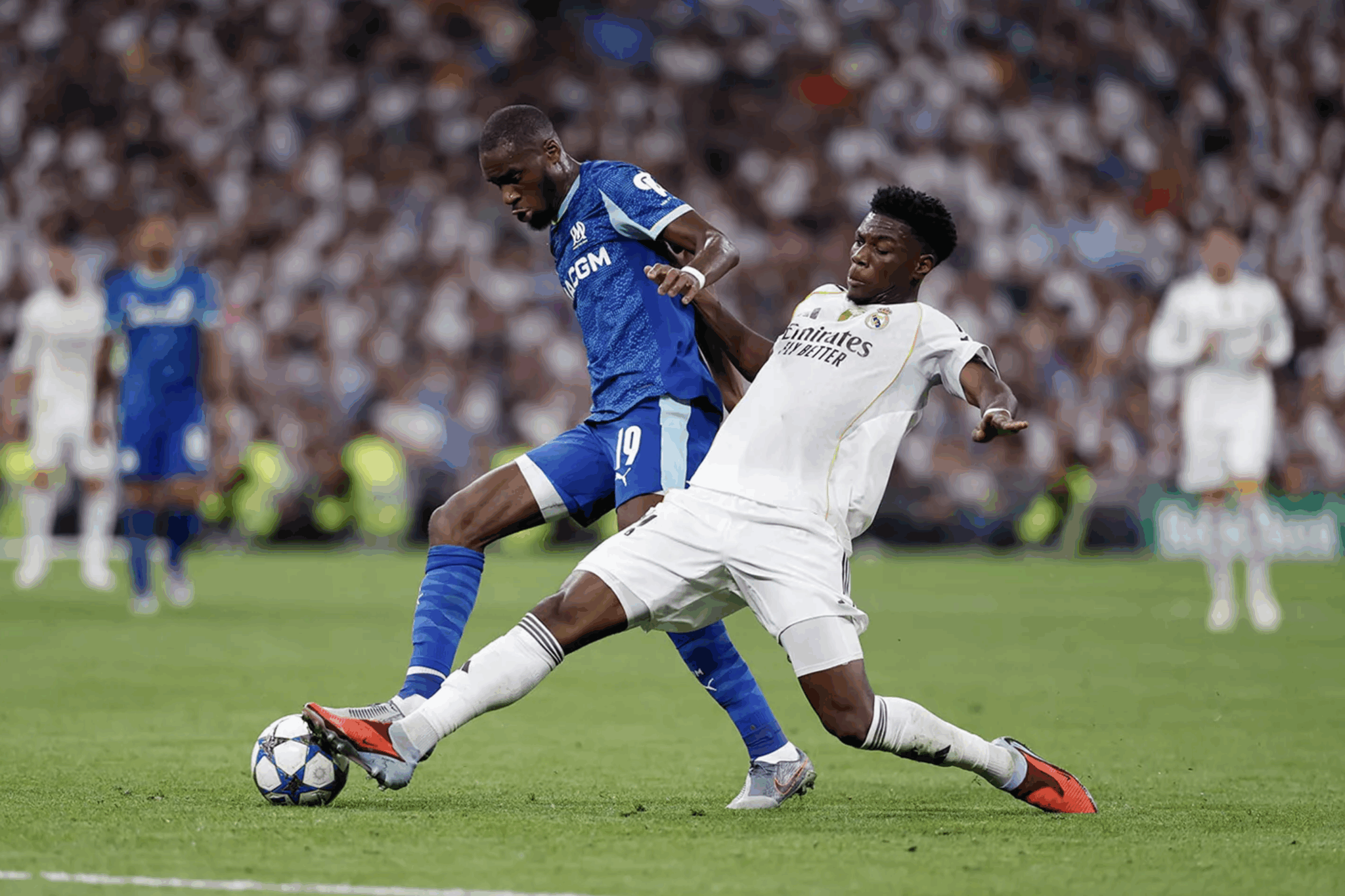 Real Madrid – OM : Mbappé signe un doublé sur penalty et brise les espoirs marseillais