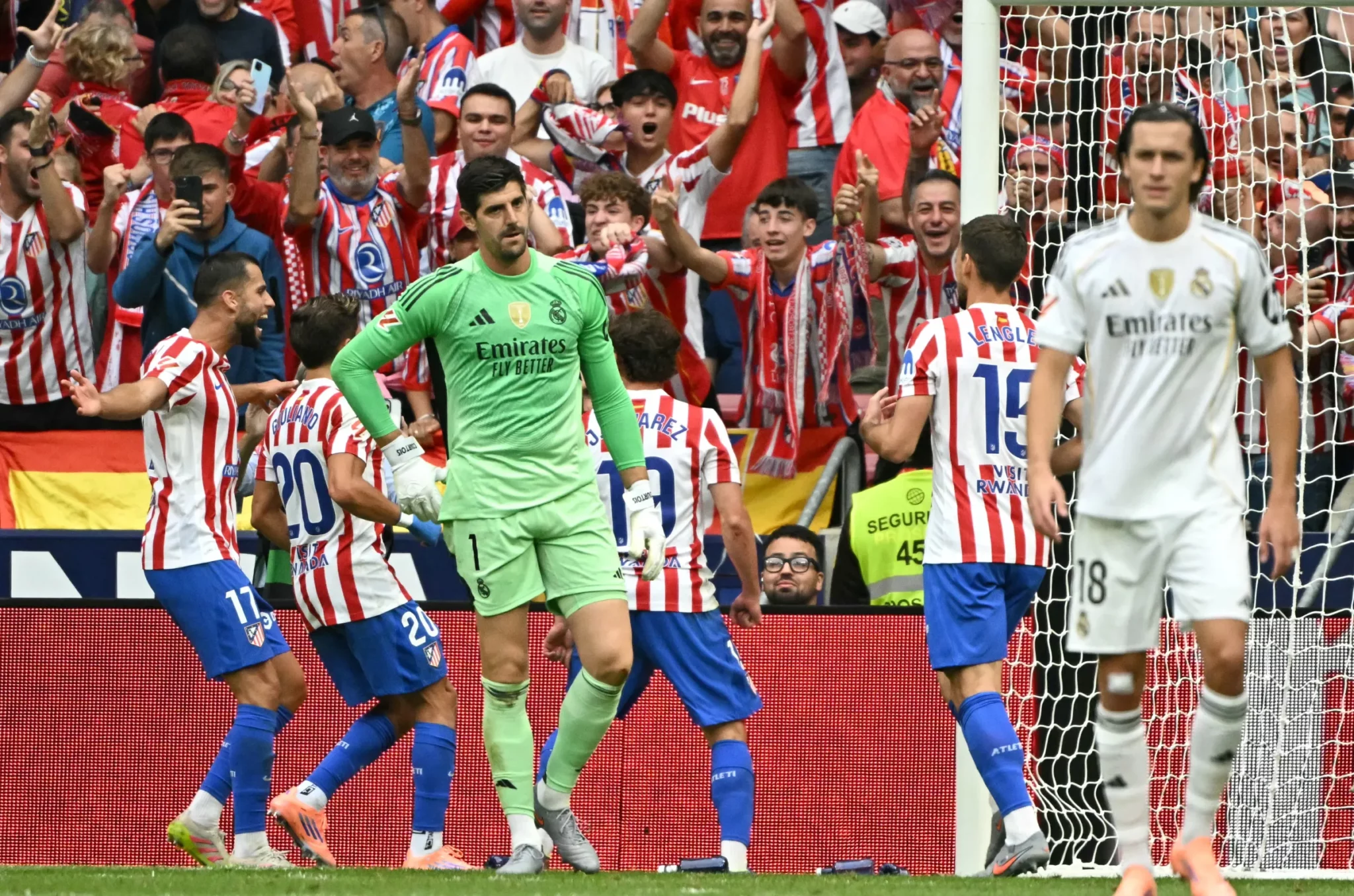 Atlético Madrid bat le Real Madrid 5-2 en Liga