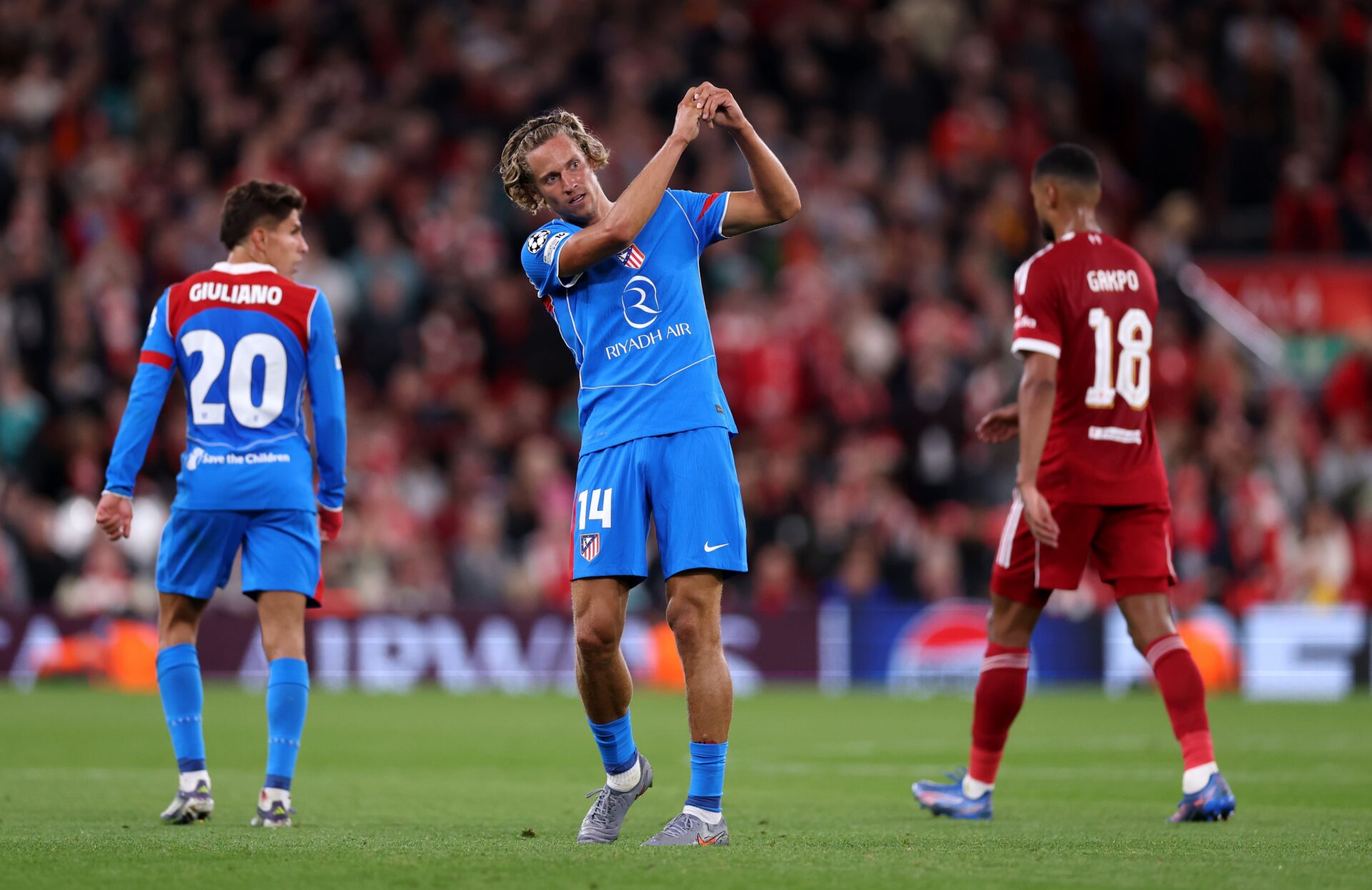 Liverpool Atlético – Les Reds s’imposent 3-2 à Anfield grâce à un coup de tête décisif de Virgil van Dijk