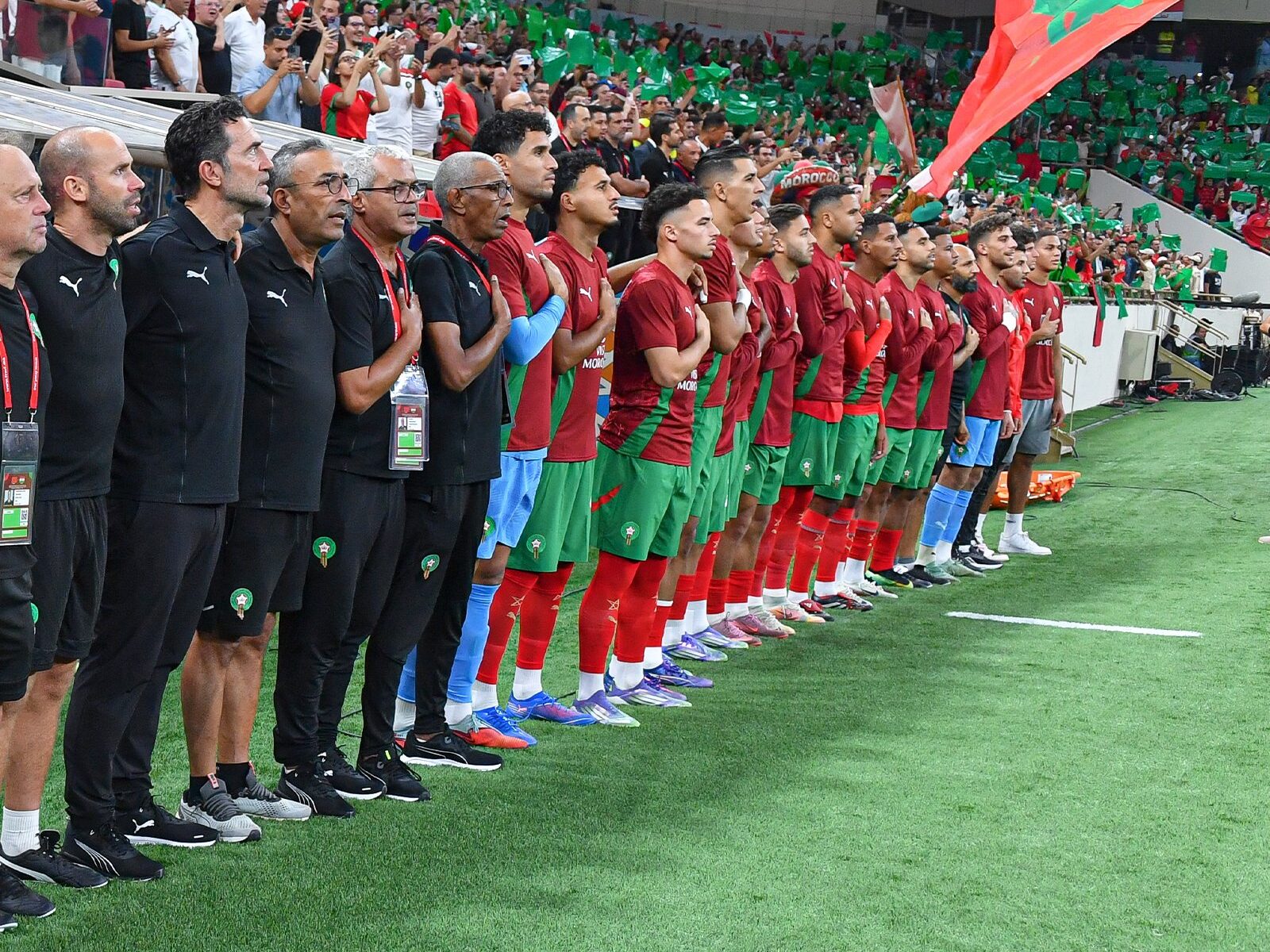 Les Lions de l’Atlas fêtent leur qualification historique au Mondial 2026 après leur victoire contre le Niger.