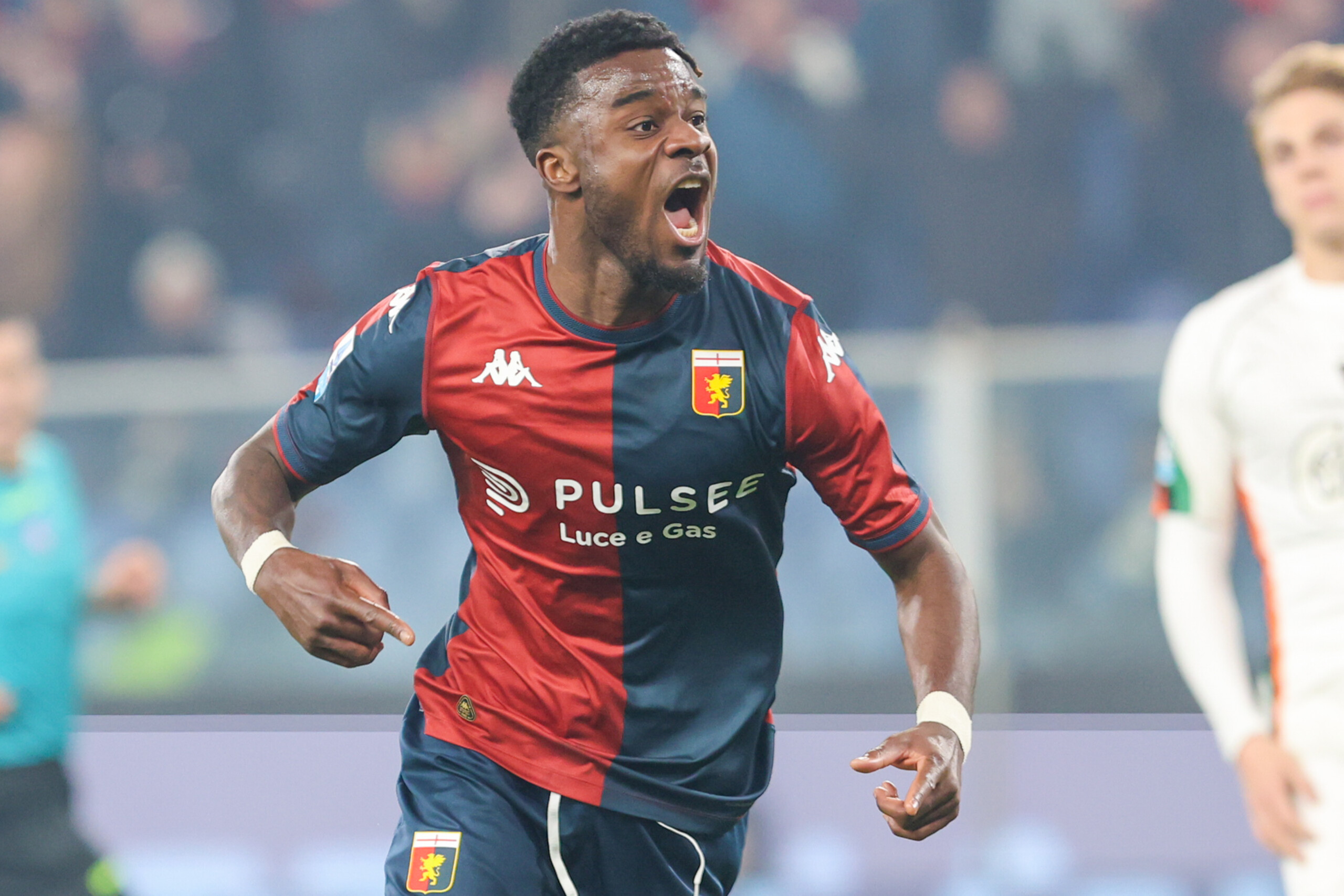 Maxwel Cornet quitte West Ham pour rejoindre le Genoa
