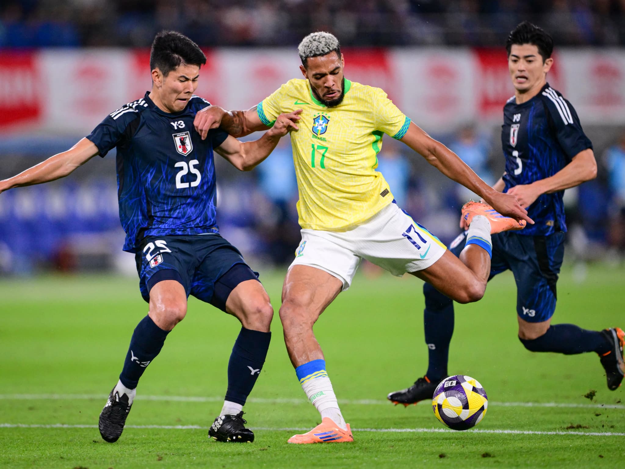 Liste visuelle des 29 pays qualifiés pour la Coupe du Monde 2026.