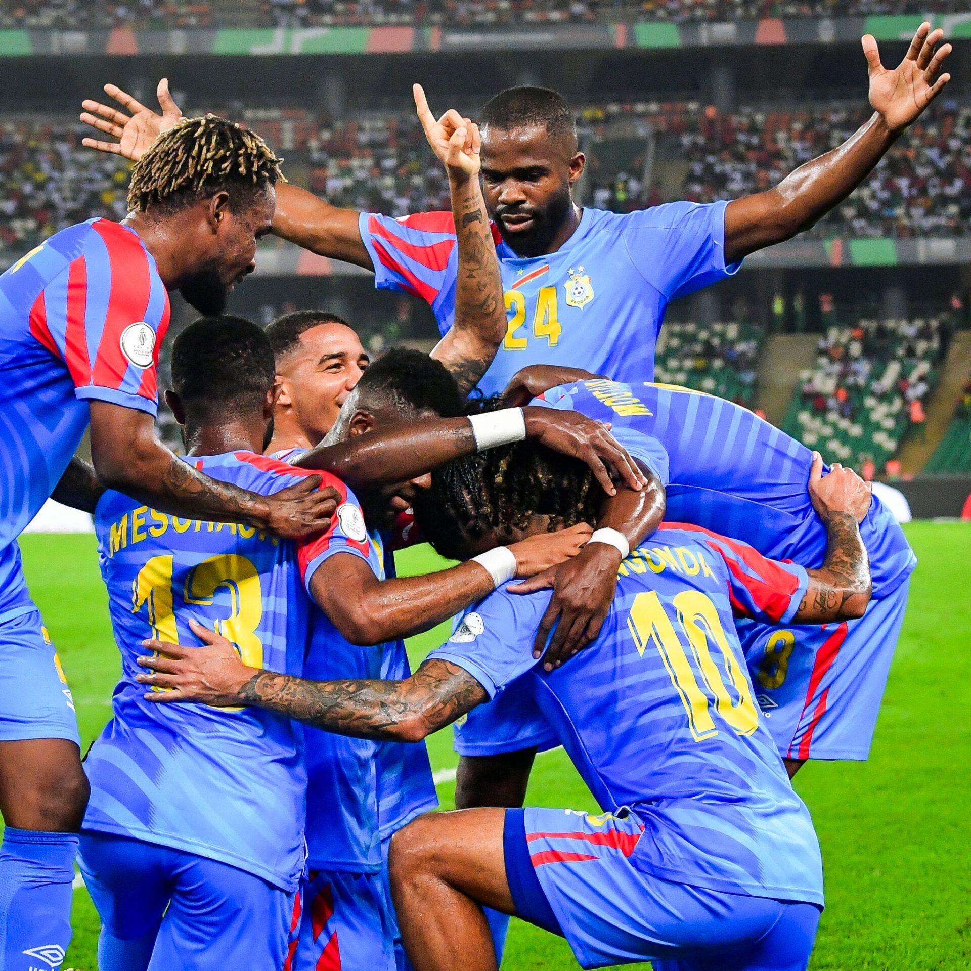 Félix Tshisekedi promet 1 million $ par joueur en cas de qualification pour les barrages du Mondial