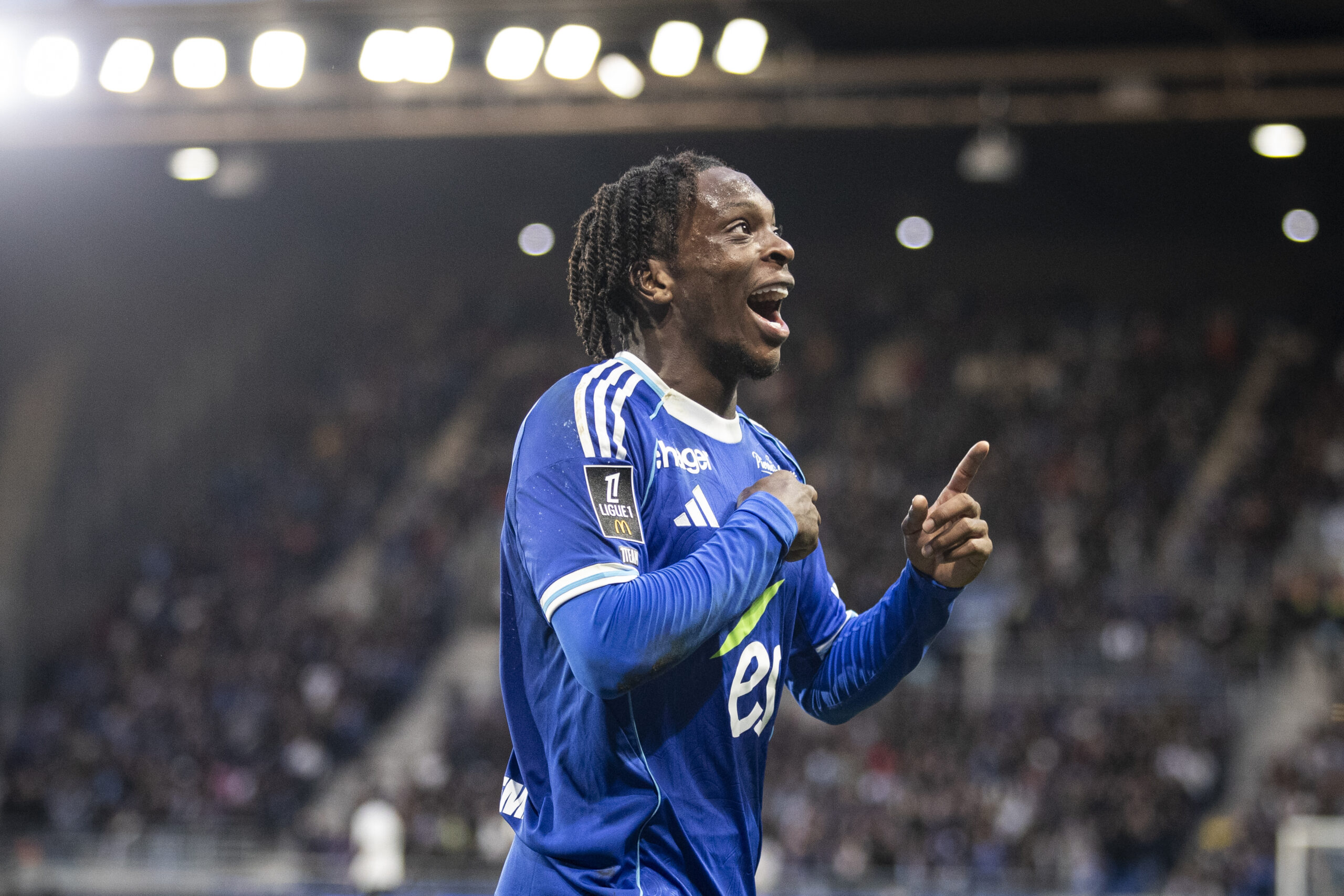 Martial Godo célèbre son doublé avec Strasbourg après sa non-sélection par Emerse Fae