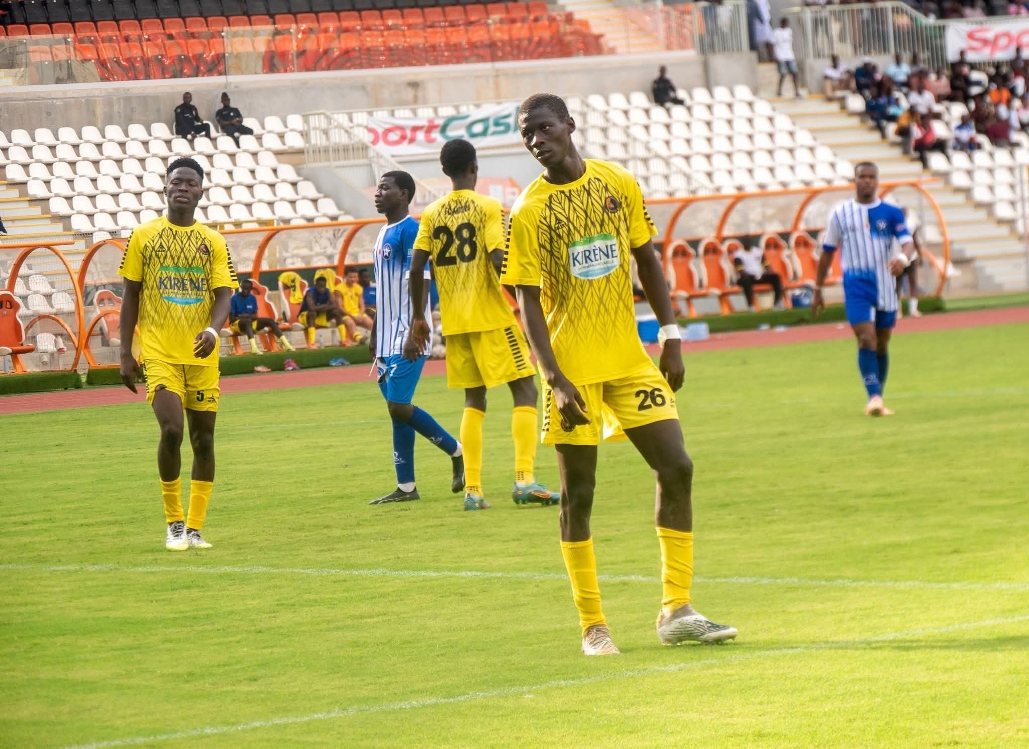 Tribunes presque vides lors d’un match de Ligue 1 ivoirienne