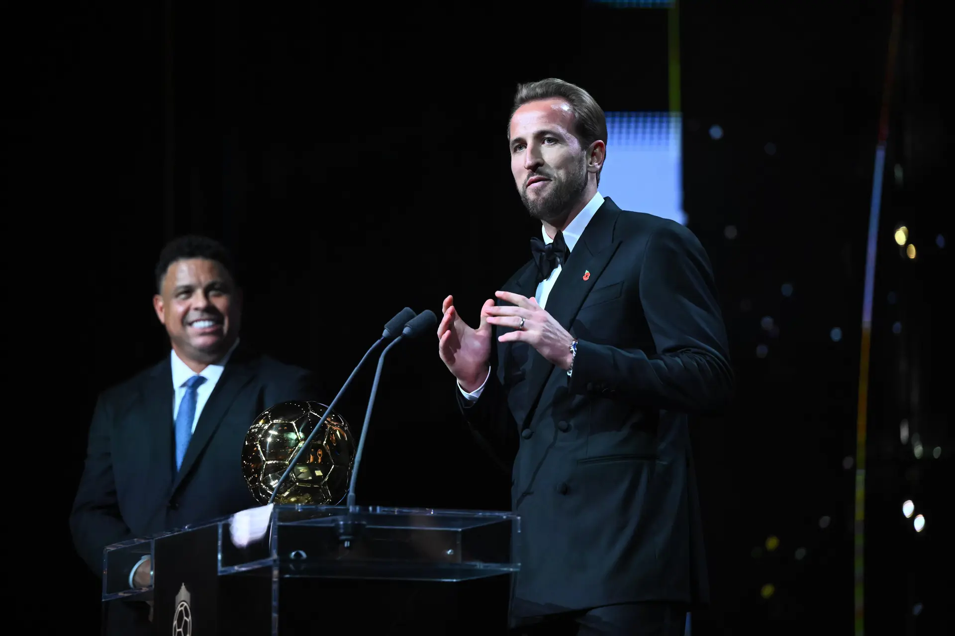 Harry Kane prononce son discours lors de la cérémonie du Ballon d'Or 2026