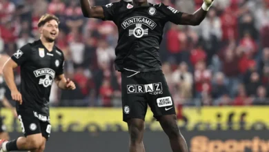 Oumar Diakité célèbre l'un de ses trois buts avec le Sturm Graz face au Grazer AK