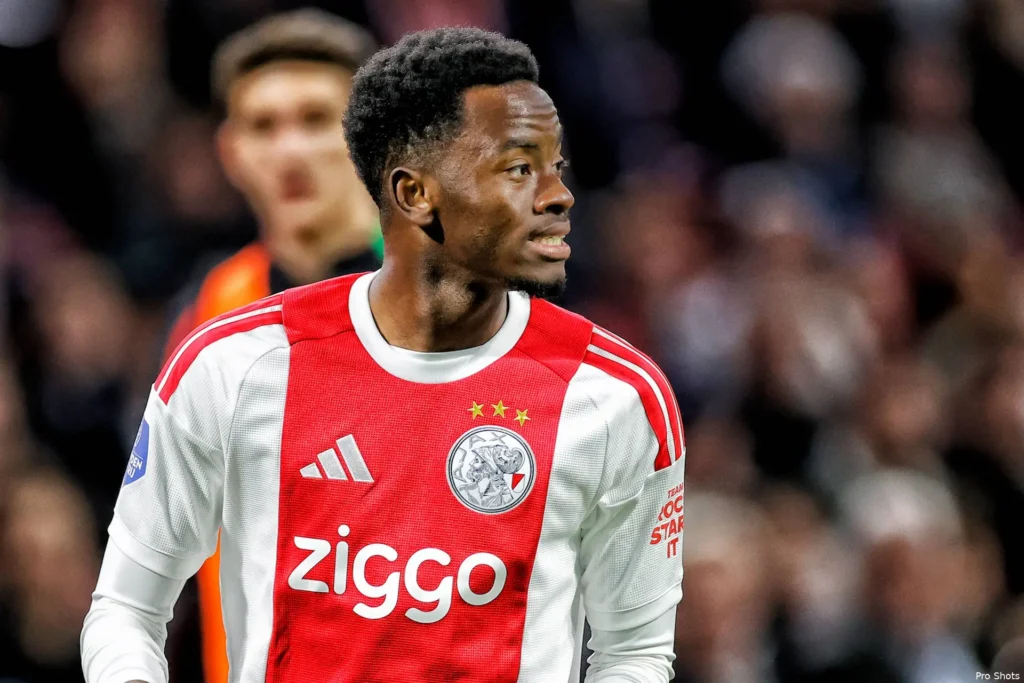 Simon Adingra, ailier ivoirien de l'Ajax, en match d'Eredivisie