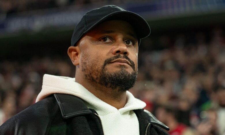 Vincent Kompany, entraîneur du Bayern Munich, dans les tribunes du stade